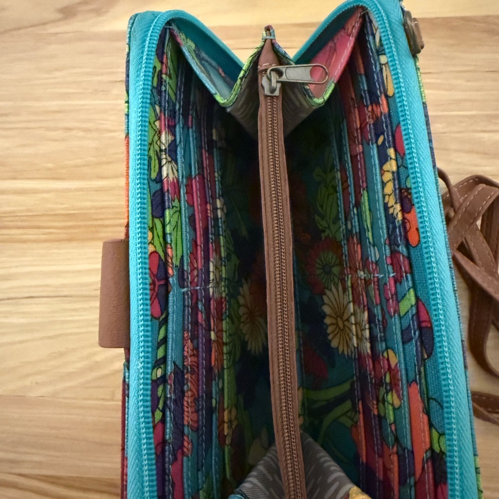 Sakroots‎ Colorful Floral Mini Bag - Picture 8 of 10